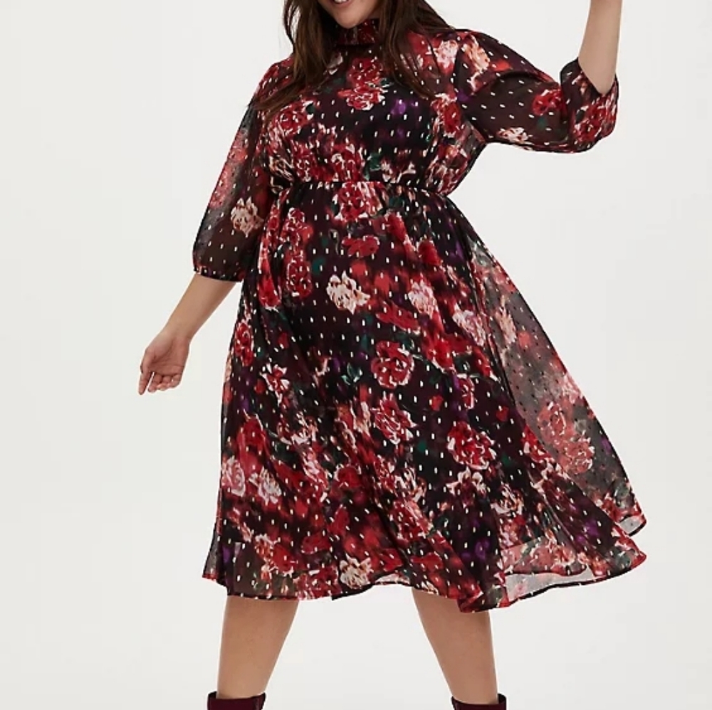 Torrid Burgundy Purple Floral Chiffon Mock Neck Midi Dress Sz 22/24